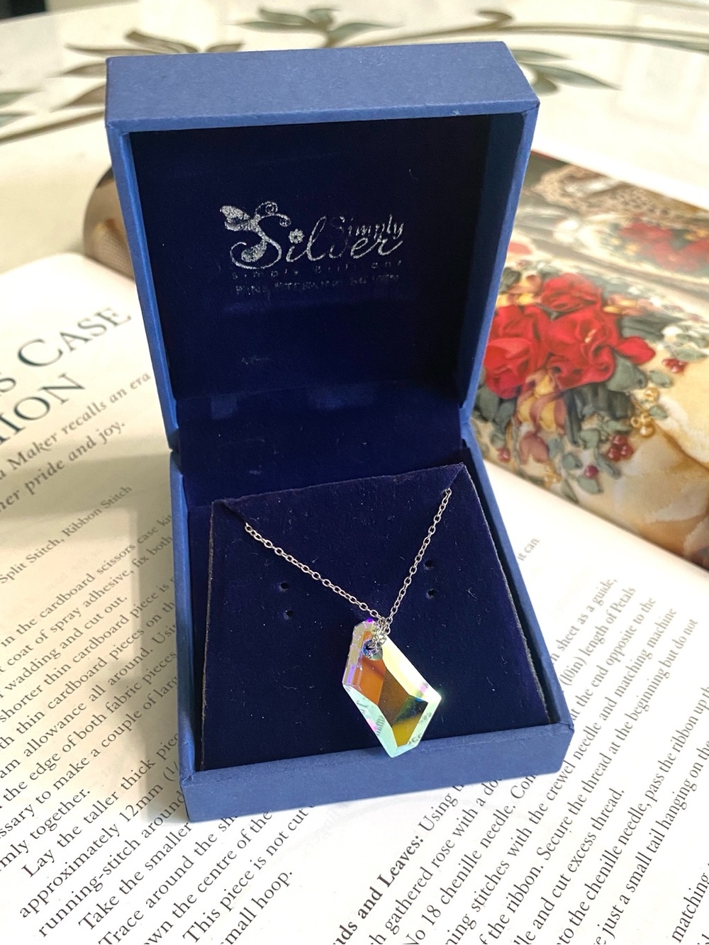 NWT Sterling Silver 925 Swarovski Crystal Pendant Necklace